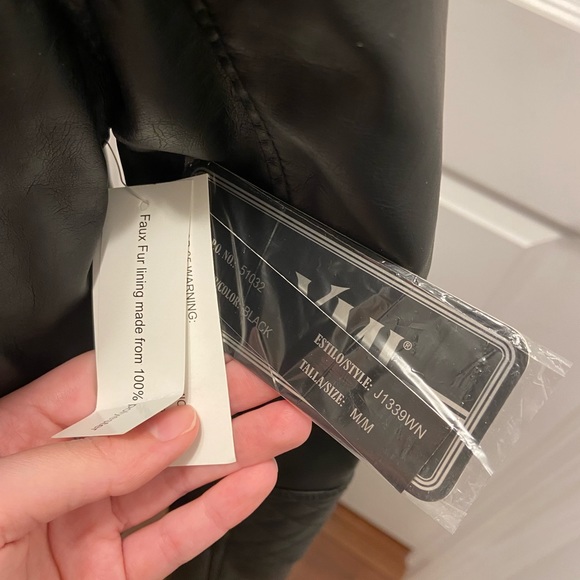 New Black Leather Jacket (with tags) - Picture 6 of 6